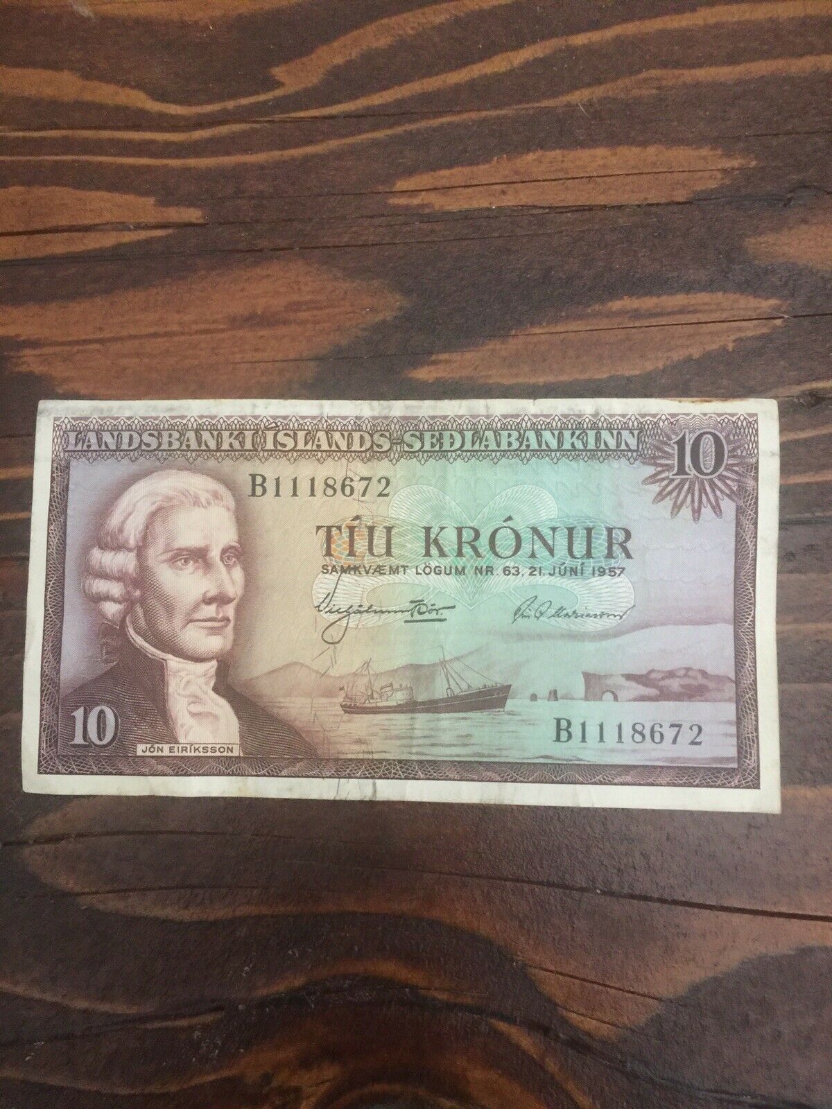 Iceland 10 Kronur 1957 P38b Islands Bank Currency Banknote Money