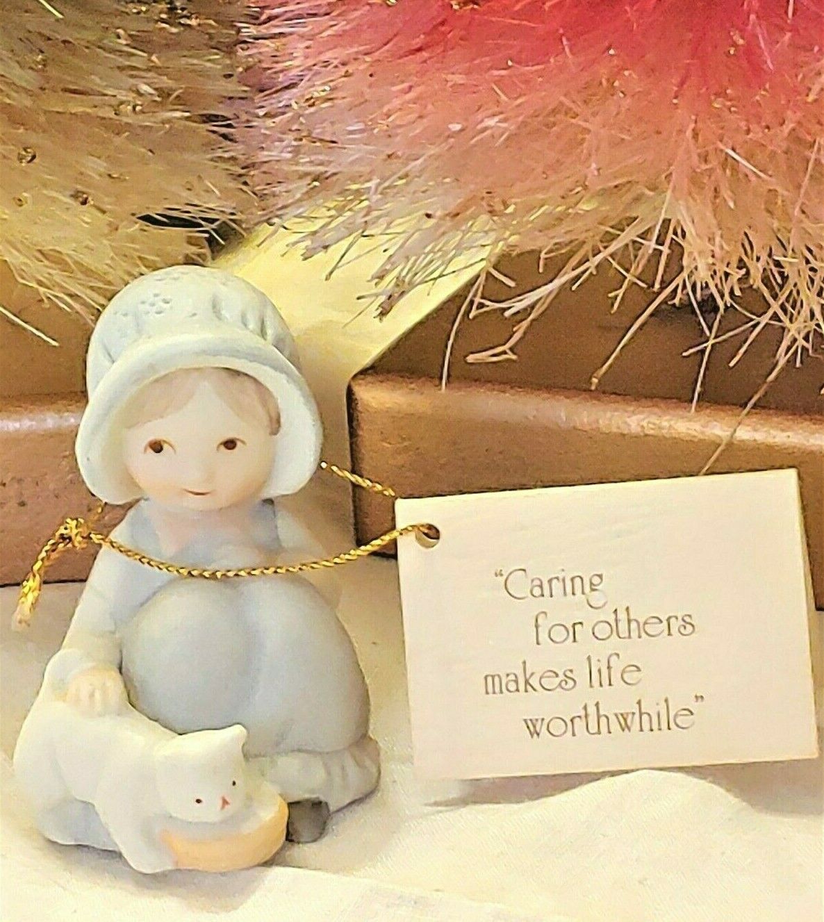 Vtg Porcelain Holly Hobbie 1976 White Cat The Loving Touch Miniatures Collection